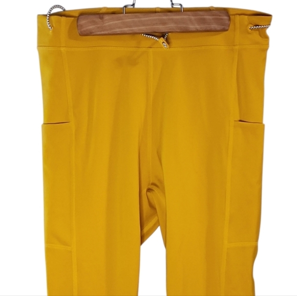 Fabletics Bungee Sports Bra & Motion365+ Leggings Set High Impact Activewear Sm - Picture 8 of 16